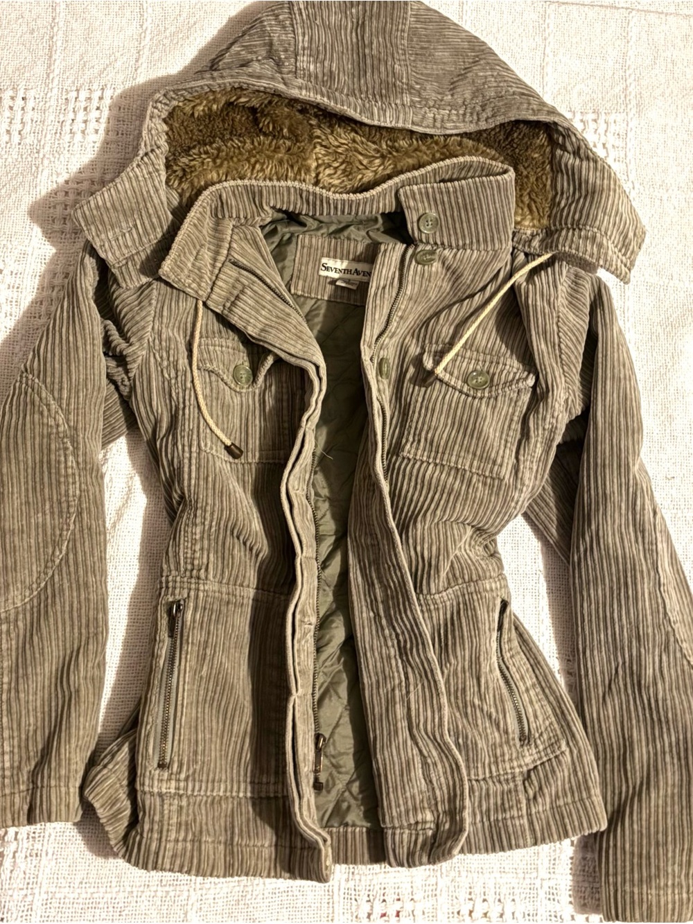 Women's Corduroy Hooded Jacket in Olive